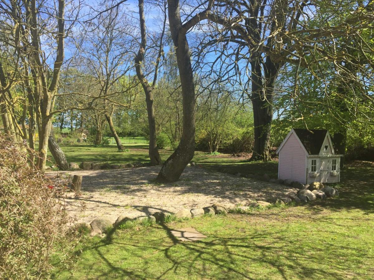 Ferienhaus 1 _ Ferien Im Gutspark Mattchow Εξωτερικό φωτογραφία